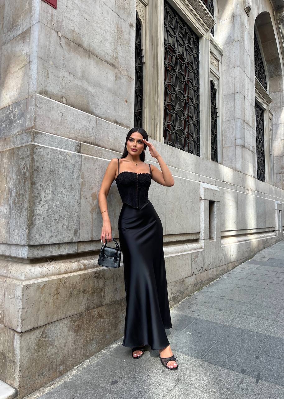 Jupe longue noire élégante – Classique intemporel pour toutes les occasions