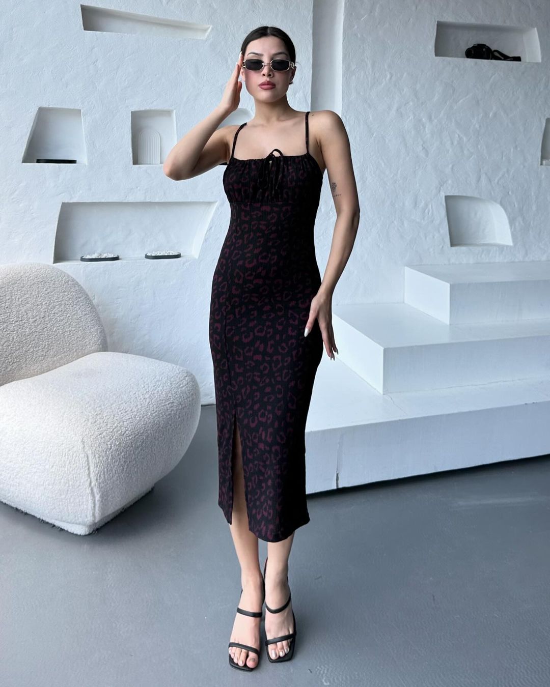 robe léopard moulante