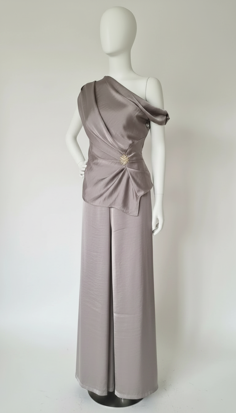 ensemble satin taupe femme élégant