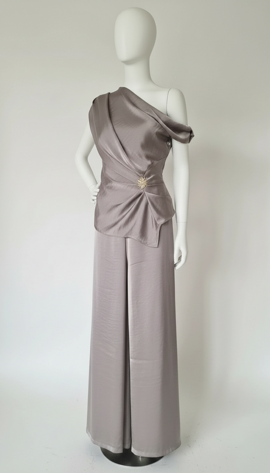 ensemble satin taupe femme élégant