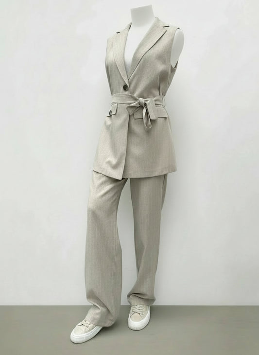 Ensemble 2 Pièces Beige Rayé – Gilet Ceinturé & Pantalon Fluide Élégant