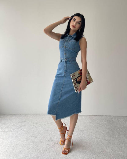 Robe en Denim à Boutons – Coupe Cintrée Chic Été