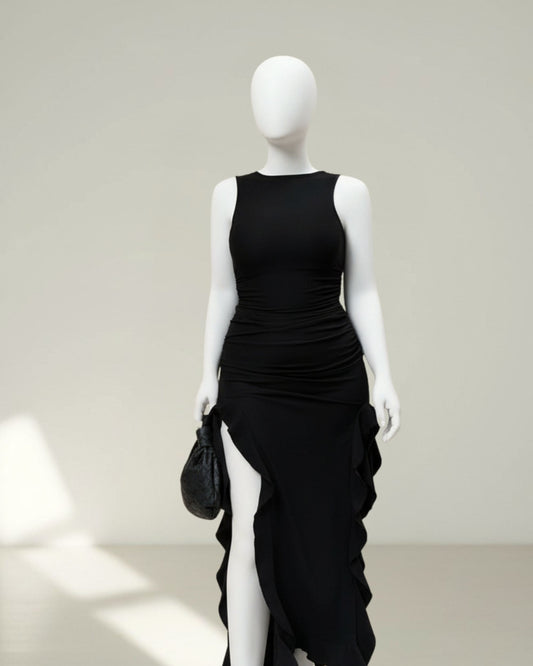 Robe Noire Élégante avec Fente Haute