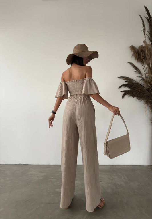 tenue ete femme pantalon large beige