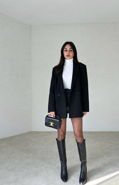 tenue elegante avec blazer noir oversize femme